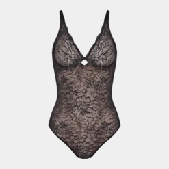 AMOURETTE CHARM Shaping body