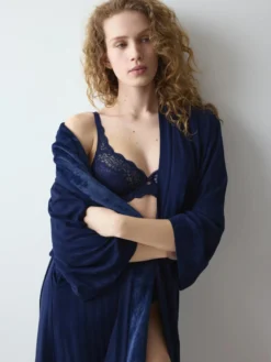 AMOURETTE JACQUARD Robe