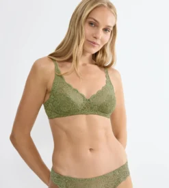 AMOURETTE Non-wired bra