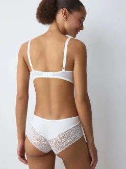AMOURETTE SPOTLIGHT Wired padded bra