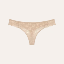 AMOURETTE String