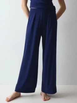 AMOURETTE Trousers