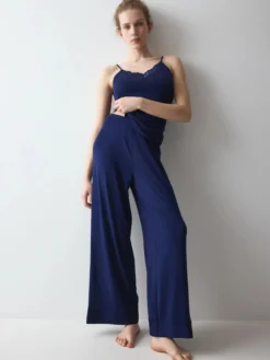 AMOURETTE Trousers