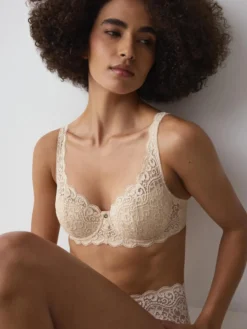 AMOURETTE Wired padded bra