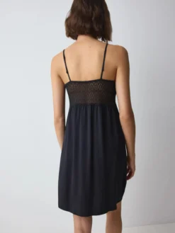 AURA SPOTLIGHT Nightdress