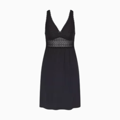 AURA SPOTLIGHT Nightdress