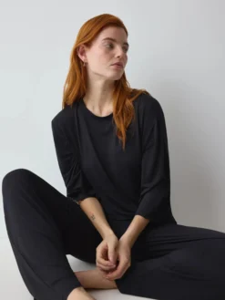 AURA SPOTLIGHT Pyjama top