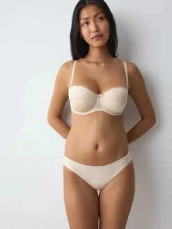 BEAUTY-FULL ESSENTIAL Wired padded bra with detachable straps