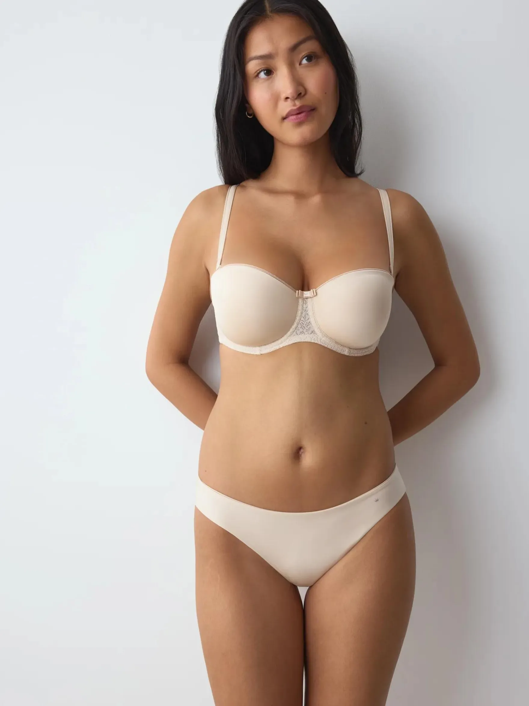 BEAUTY-FULL ESSENTIAL Wired padded bra with detachable straps