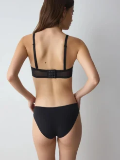 BEAUTY-FULL ESSENTIAL Wired padded bra with detachable straps