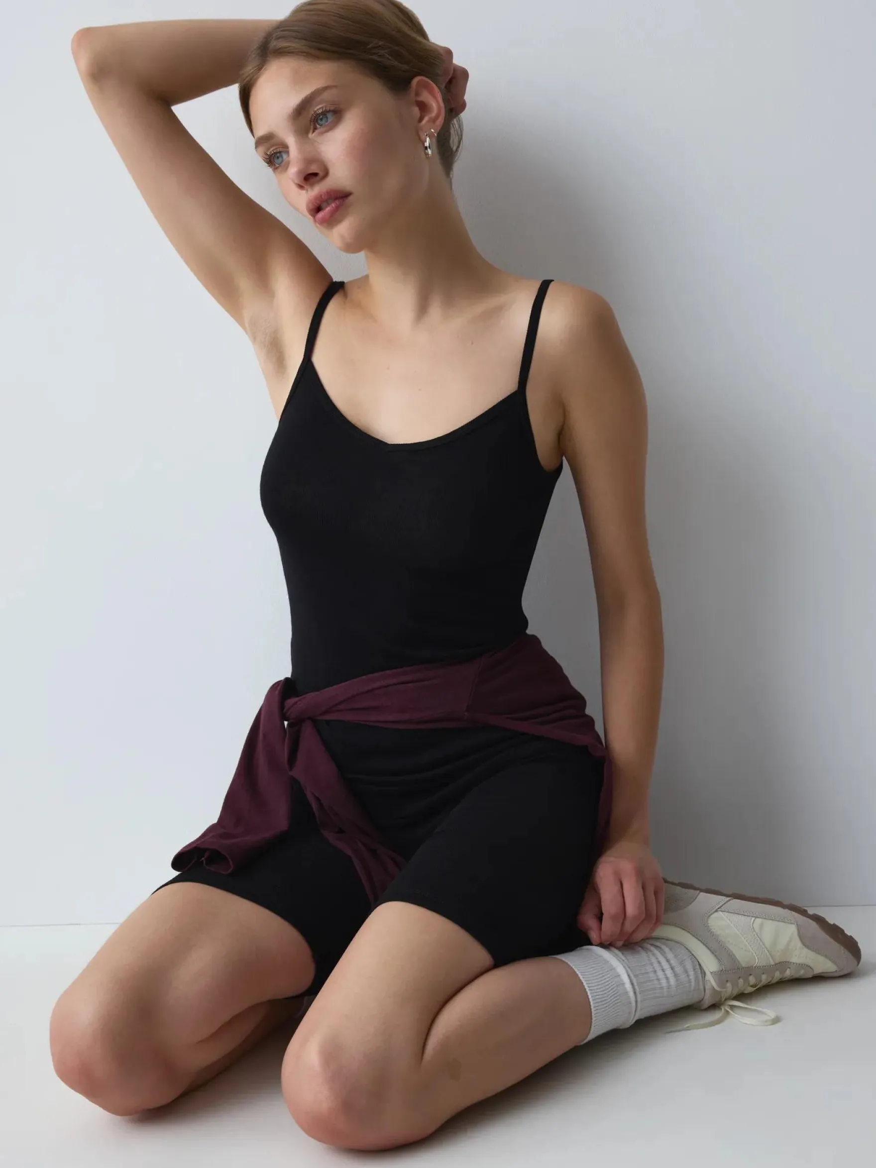 BEAUTY LAYERS Top with spaghetti straps