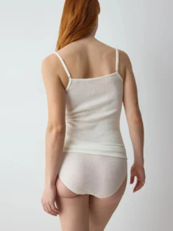 BEAUTY LAYERS Top with spaghetti straps