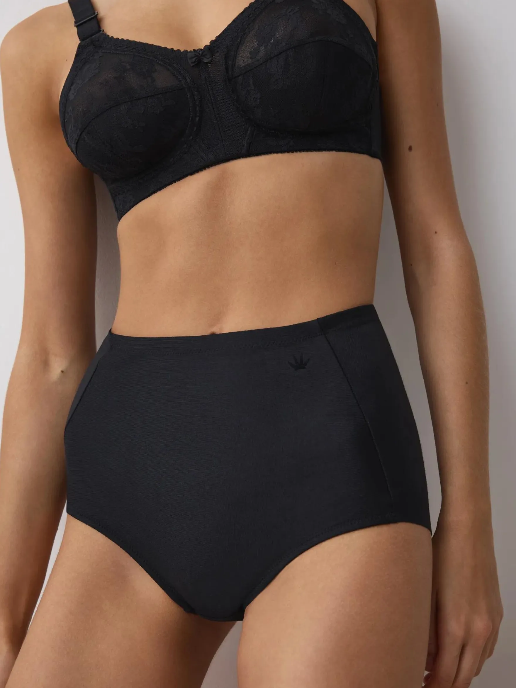BECCA EXTRA HIGH+COTTON Highwaist shaping knickers