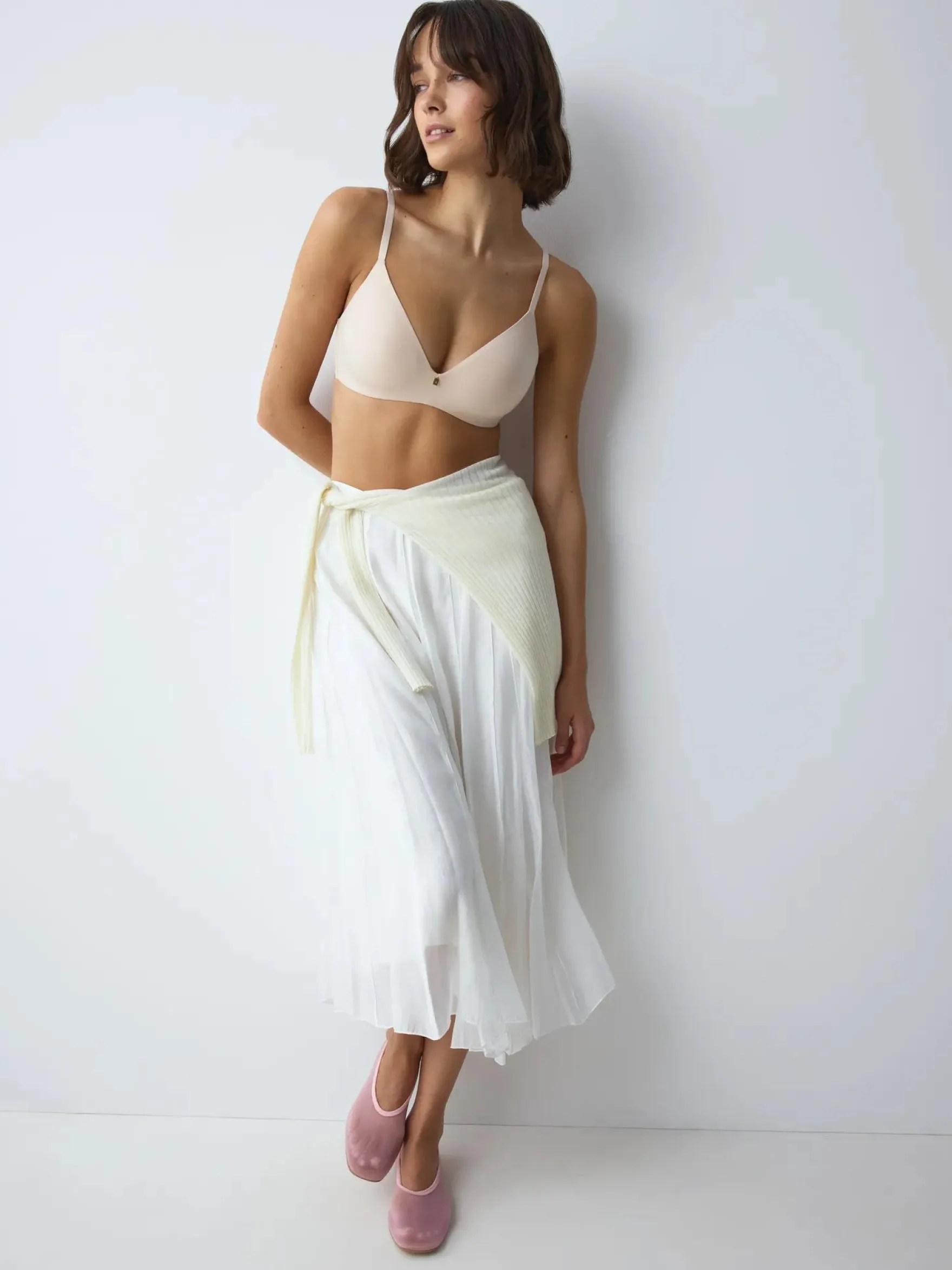 BODY MAKE-UP ESSENTIALS Padded bra