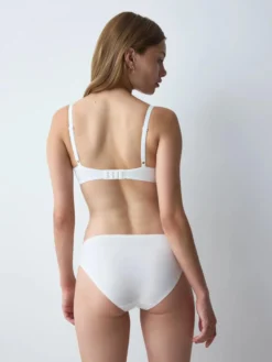 BODY MAKE-UP ESSENTIALS Wired padded bra