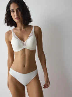 BODY MAKE-UP ILLUSION LACE Wired padded bra