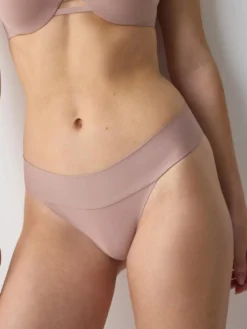 BODY MAKE-UP ILLUSION String
