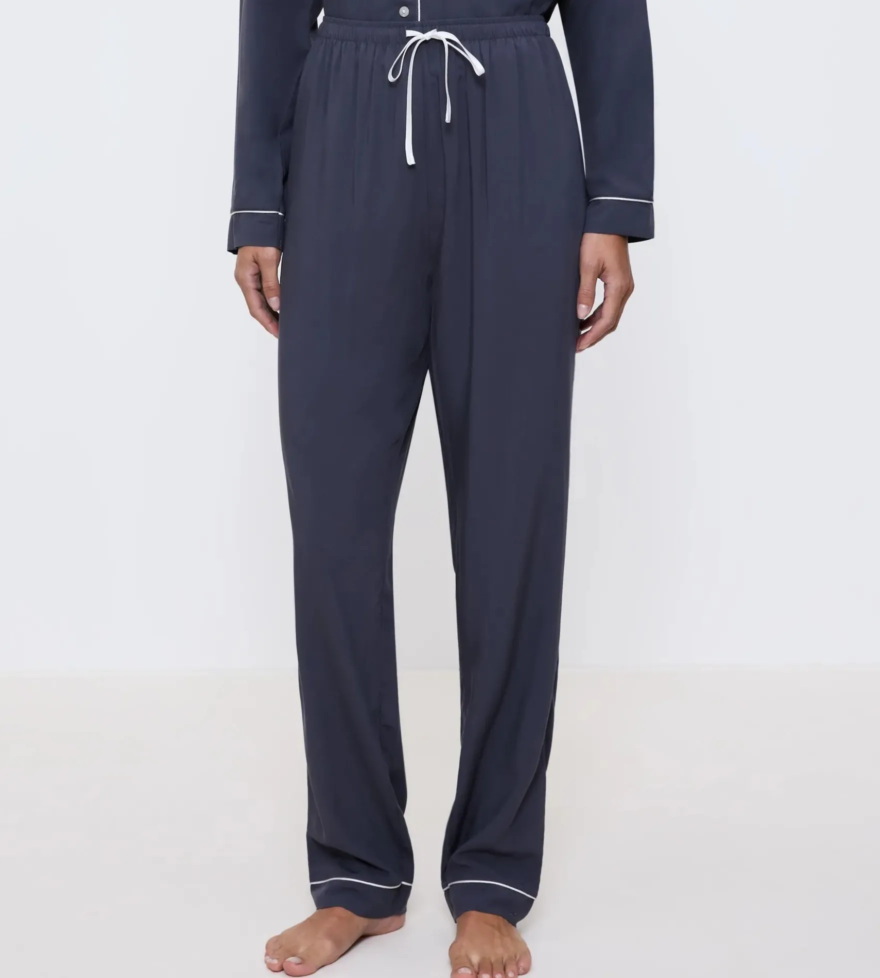 BOYFRIEND Trousers