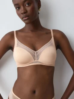 BREATHE & LIFT SMART Non-wired bra