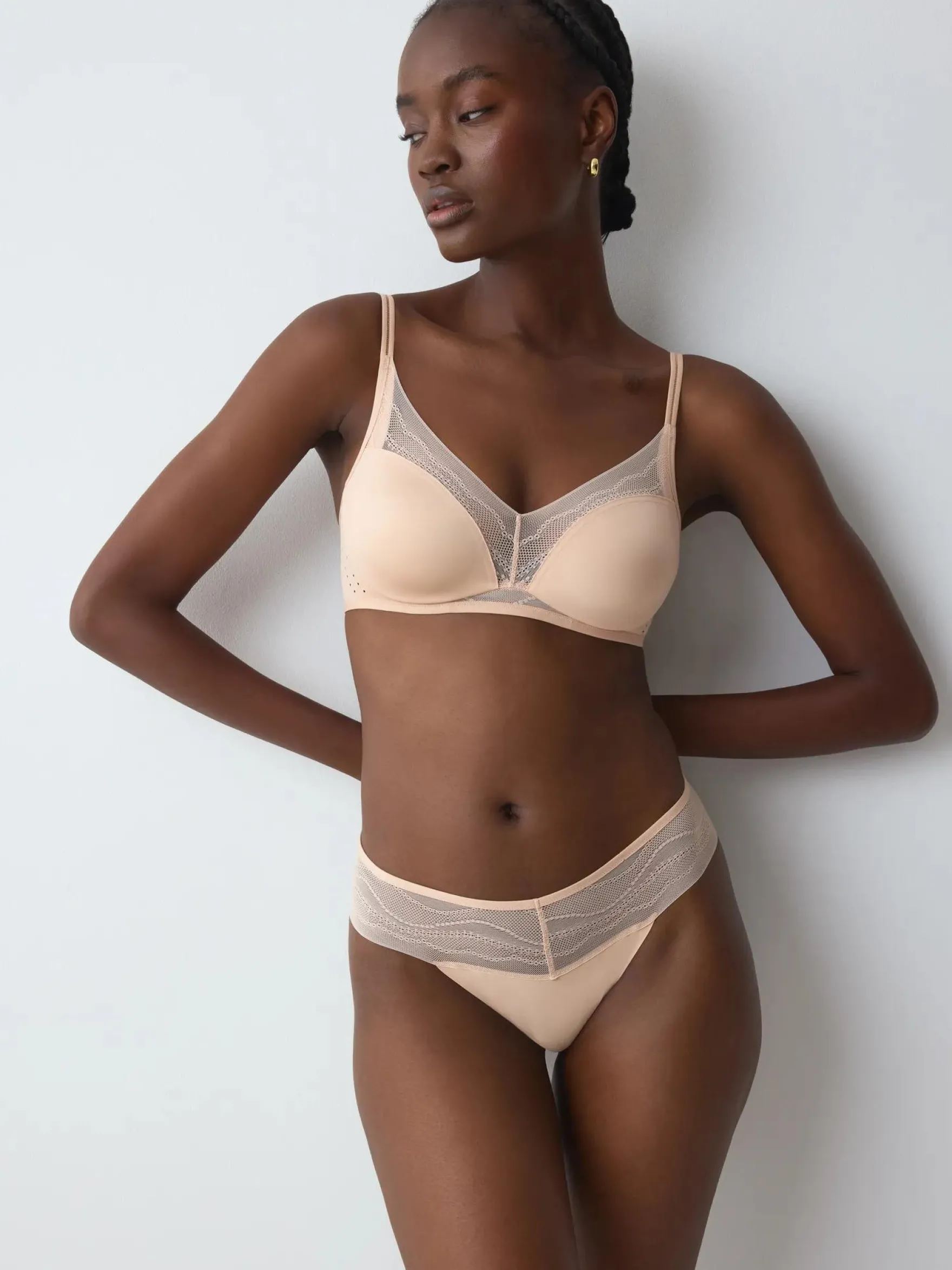 BREATHE & LIFT SMART Non-wired bra