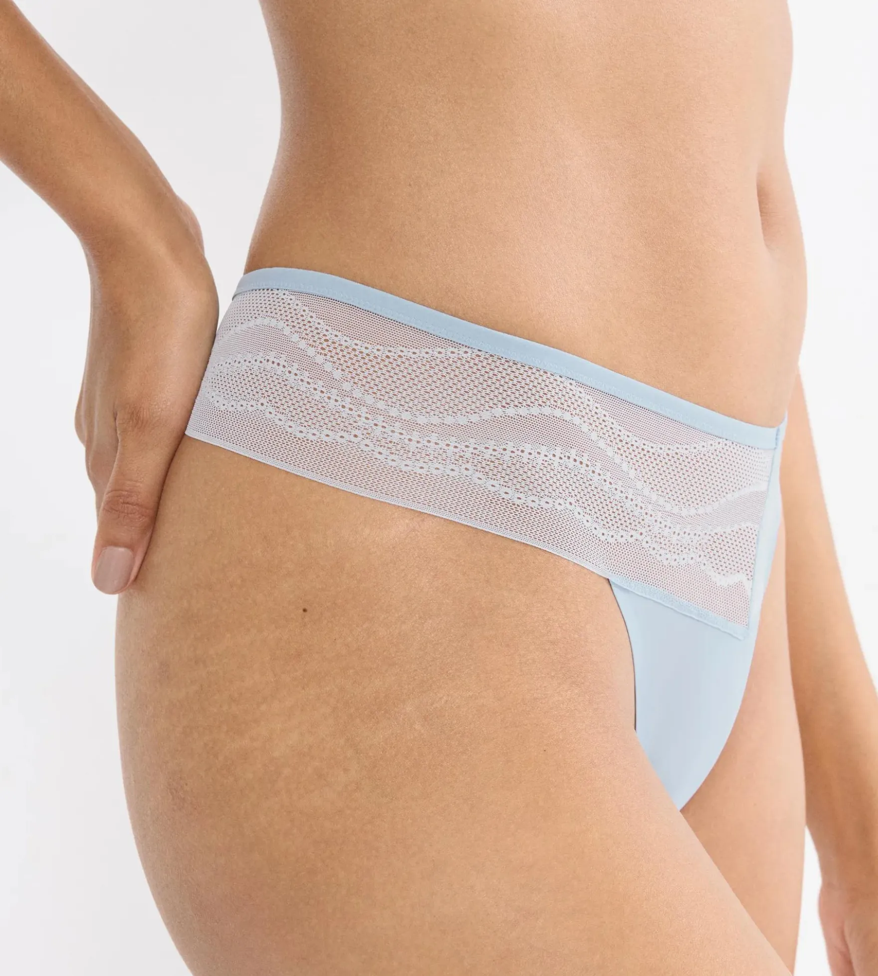 BREATHE & LIFT SMART String