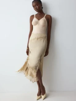 DOREEN + COTTON 01 Body