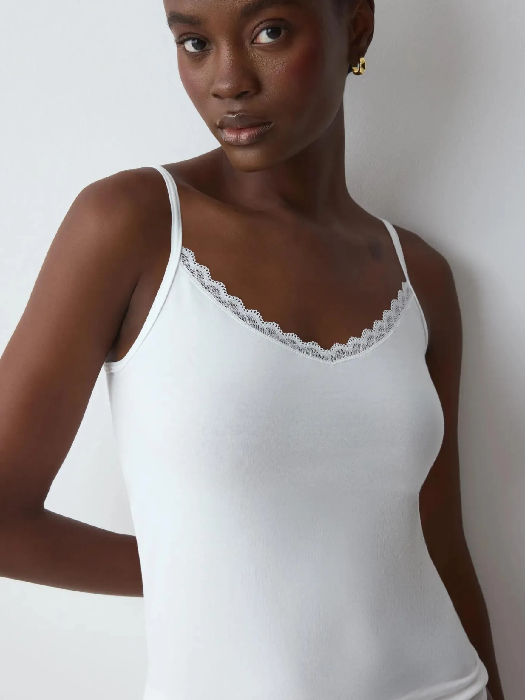 FEEL OF COTTON Top with spaghetti straps