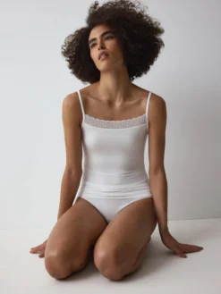 FEEL OF MODAL Top with spaghetti straps