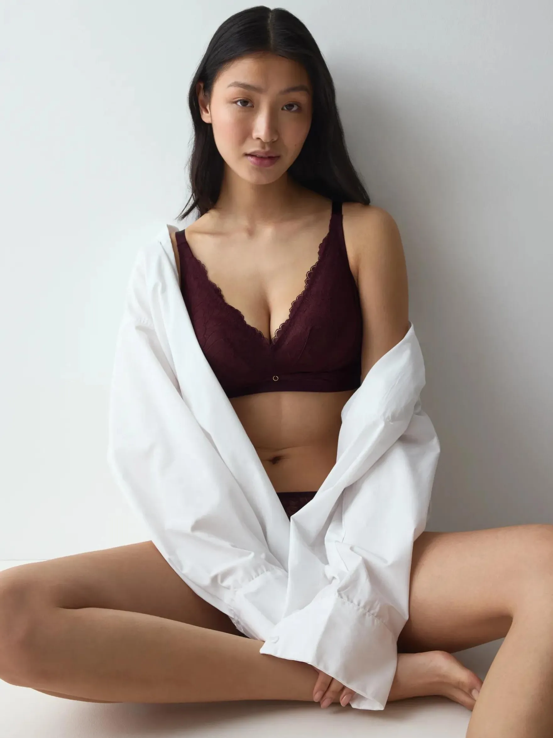 LOVE IN LACE Bralette