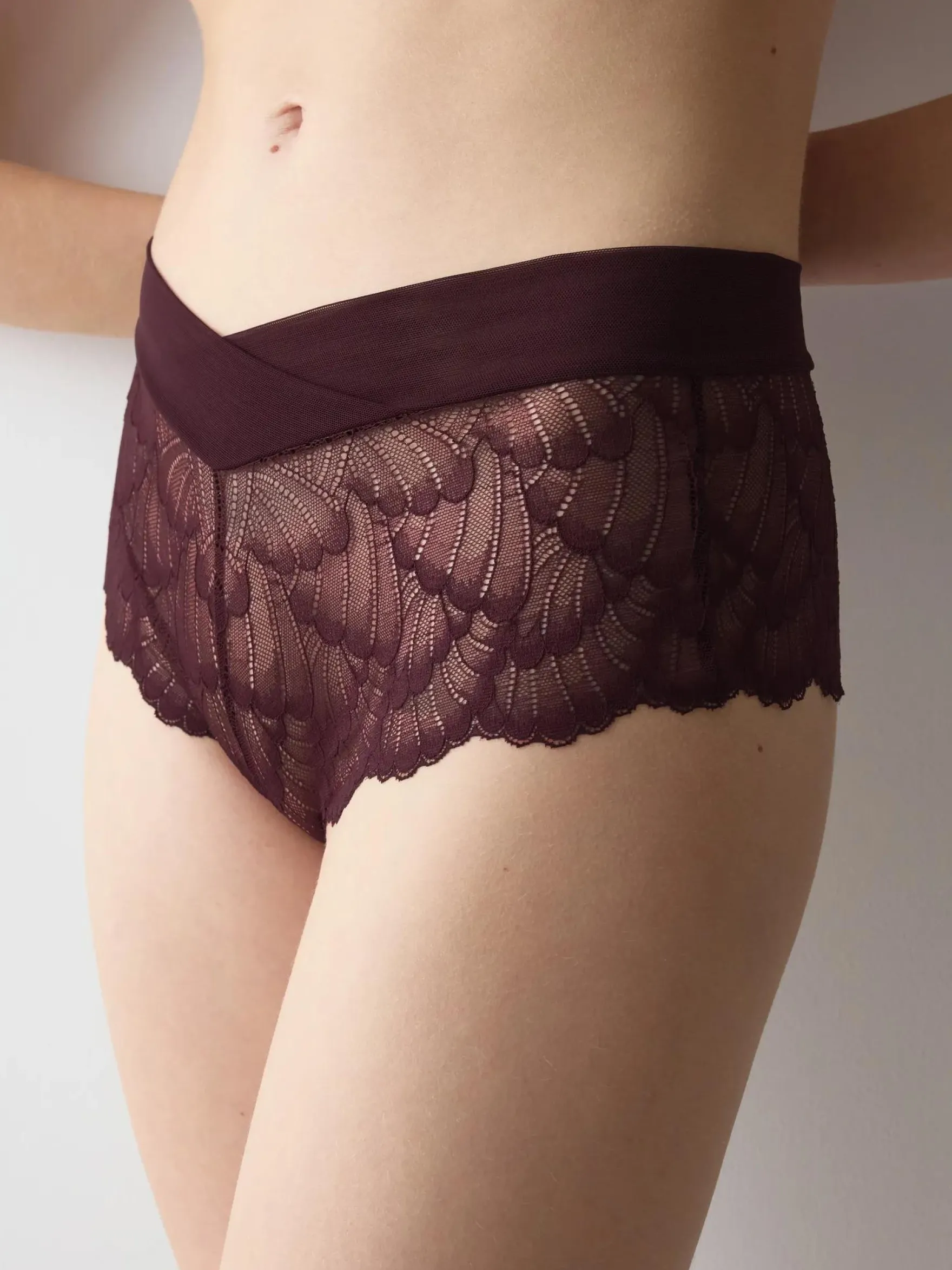 LOVE IN LACE Short knickers
