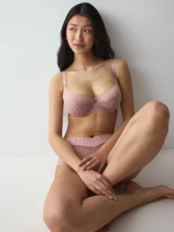 LOVE IN LACE Wired bra