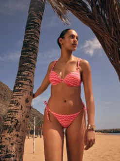 MIX & MATCH SUMMER Wired bikini top with padded cups