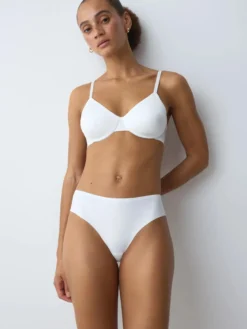 SOFT SENSATION Wired padded bra