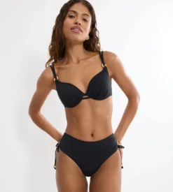 SUMMER TWIST Wired bikini top with padded cups