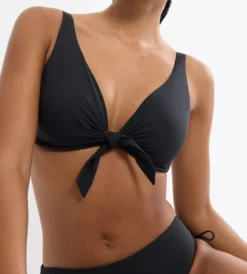 SUMMER TWIST Wired bikini top