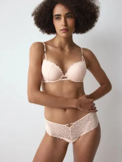THAT NIGHT IN VEGAS Push-up bra