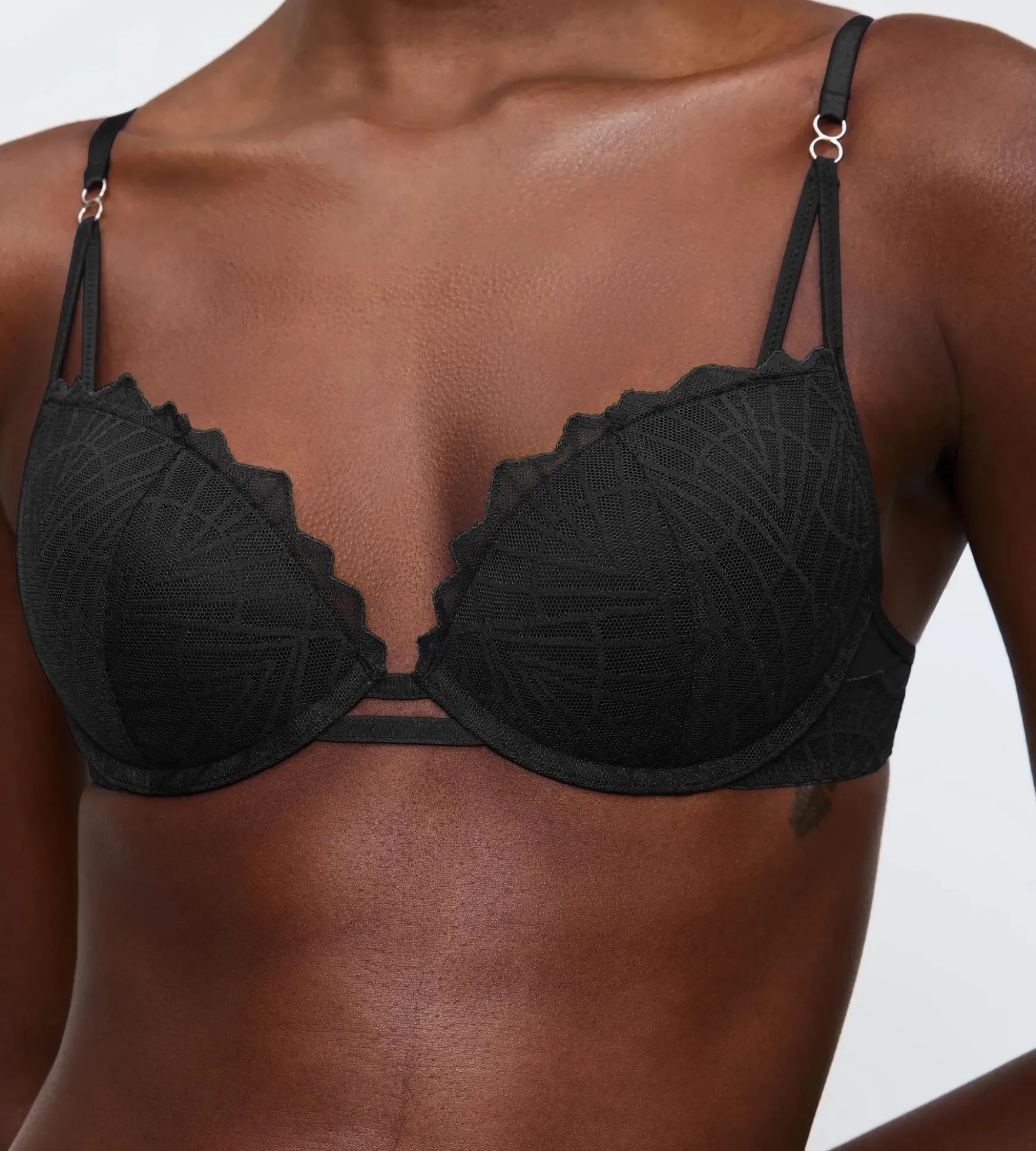 THAT NIGHT IN VEGAS Push-up bra