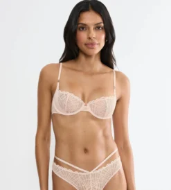 THAT NIGHT IN VEGAS Wired bra