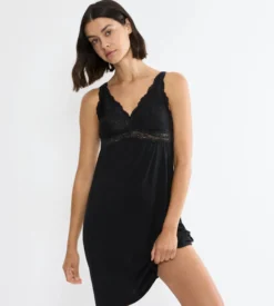 TIMELESS SENSUALITY Nightdress