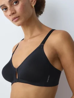 TRIACTION FITNESS Sports bra